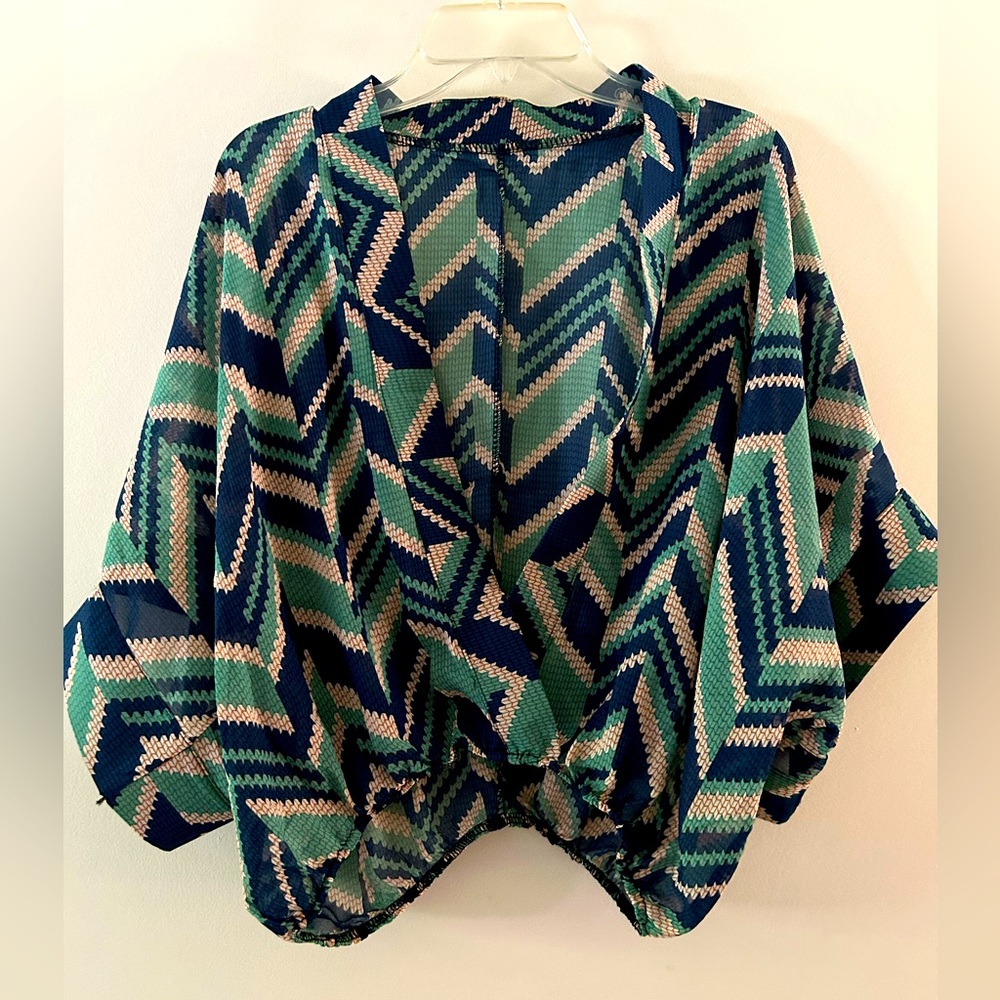 Chevron Patterned Crop Top